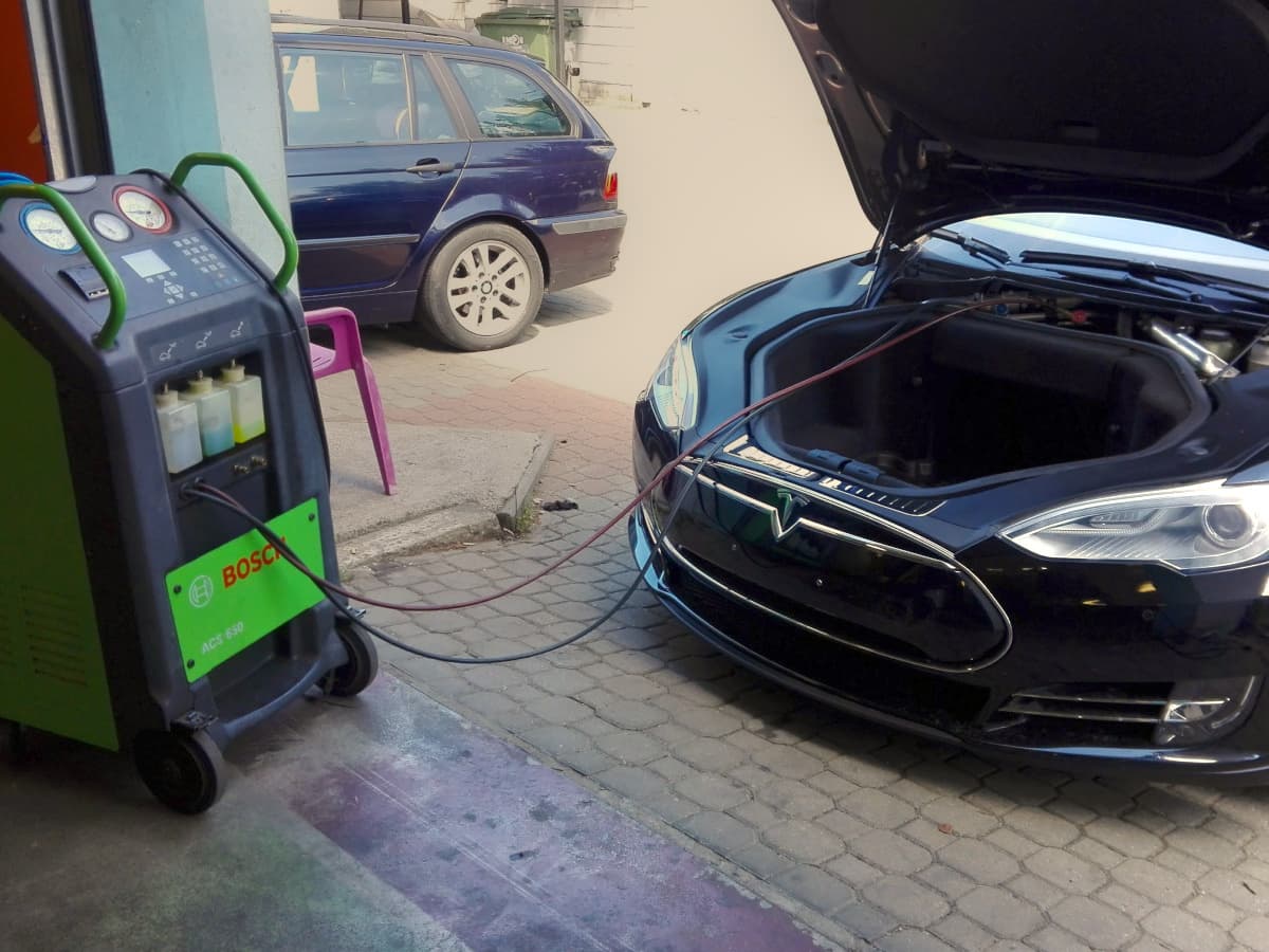 Serwis klimatyzacji — kontrola szczelności